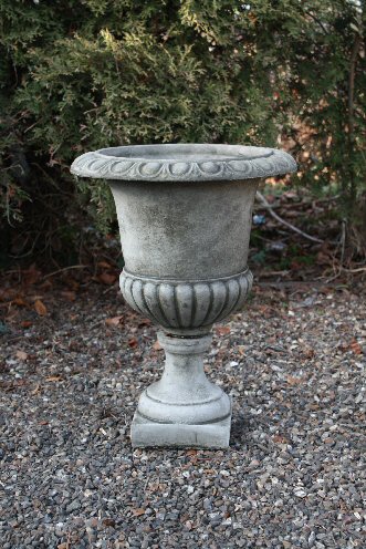 KUV35 Small Georgian Urn KUV35 Small Georgian Urn